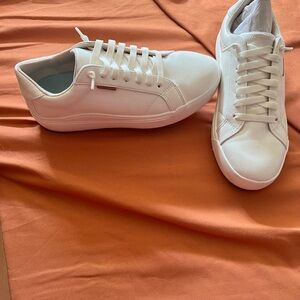 Dr. Scholl's Classic White Sneakers